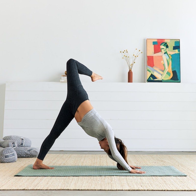 https://www.thegoodtrade.com/wp-content/uploads/2022/01/brentwood-yoga-header.jpeg