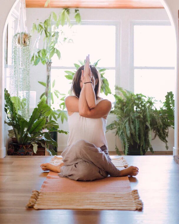 7 Best Eco-Friendly Yoga Mats Made From Natural Materials - The Good Trade