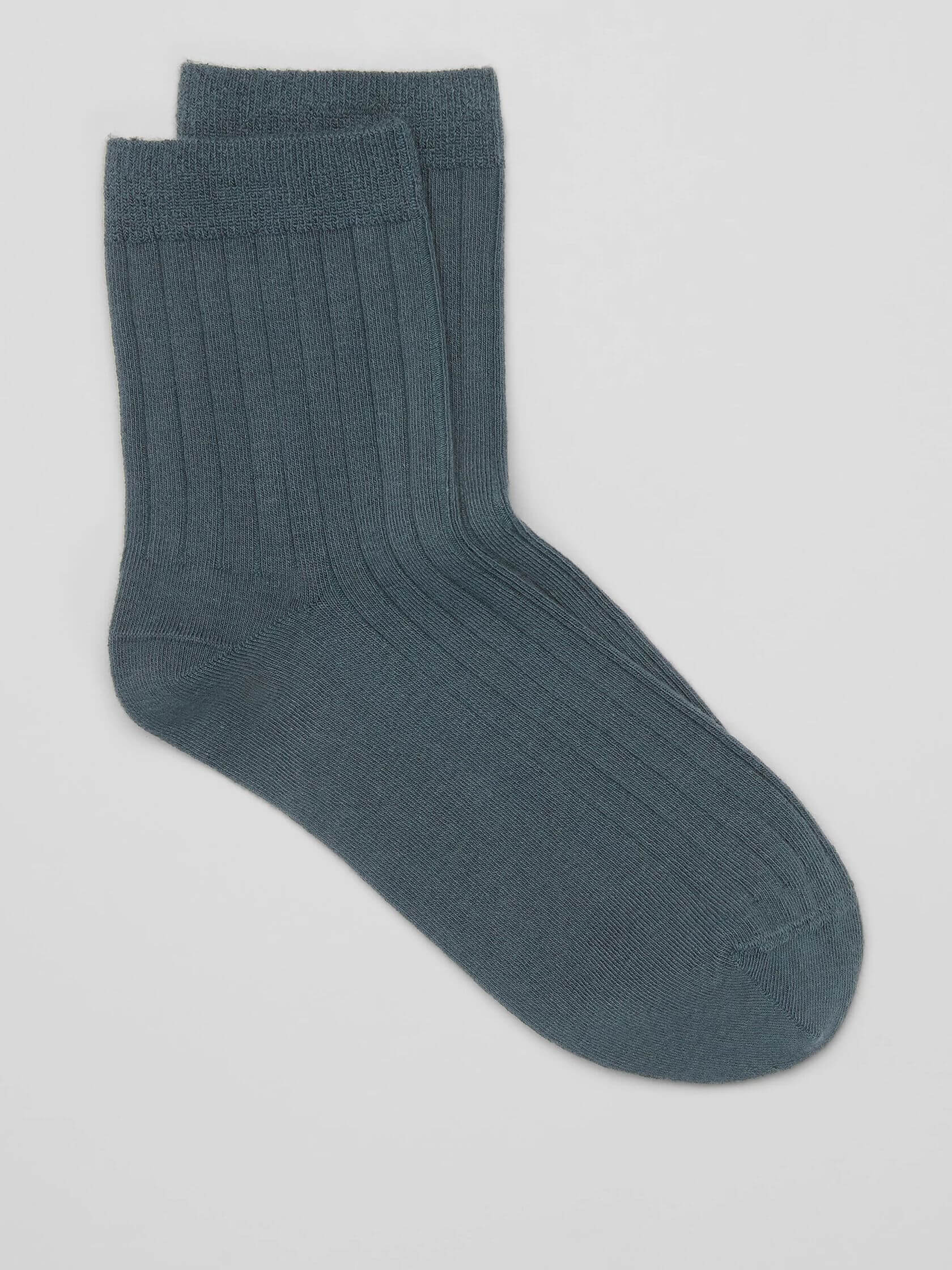 9 Brands Making Snuggly Organic Cotton & Bamboo Socks - The Good Trade