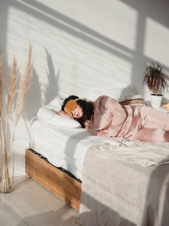 9 Silky Soft Sleep Masks Made Using Organic Materials