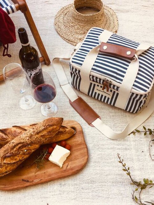 7 Sustainable Picnic Baskets And Coolers For Your Park Picnics
