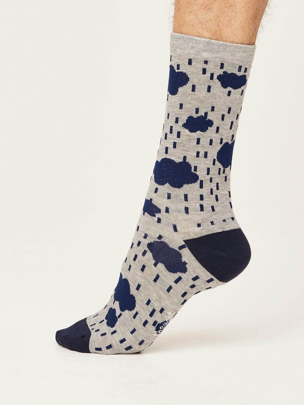 9 Brands Making Snuggly Organic Cotton & Bamboo Socks - The Good Trade