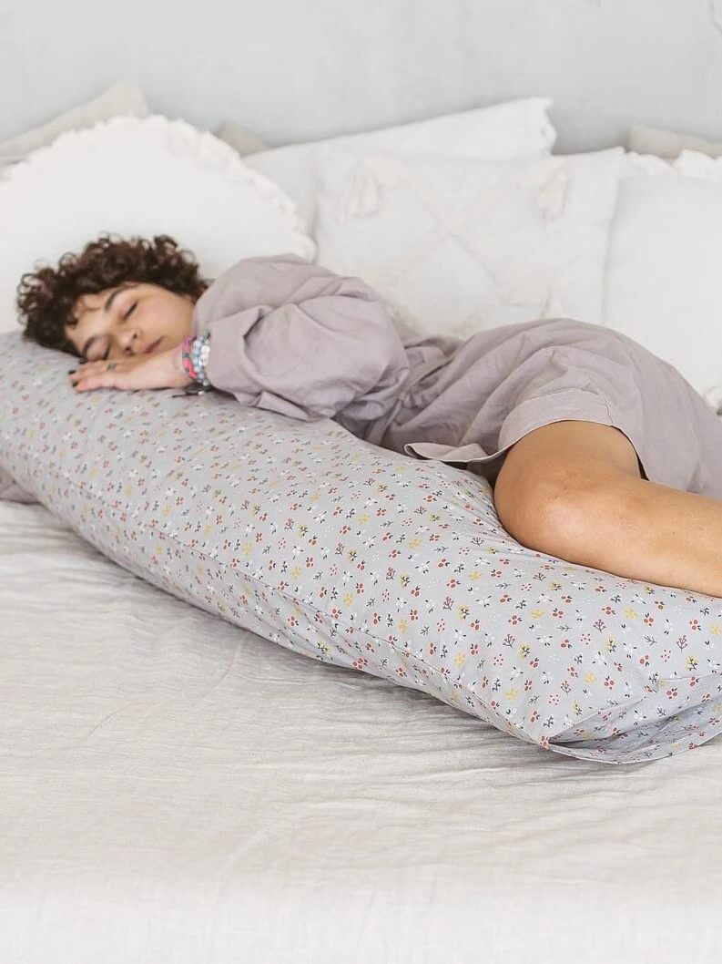 5 Best Organic Pregnancy Pillows In 2024 - The Good Trade