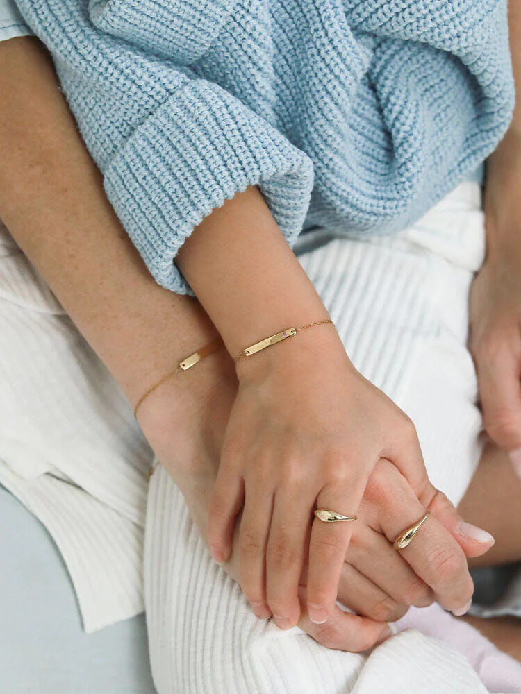 minimalist jewelry