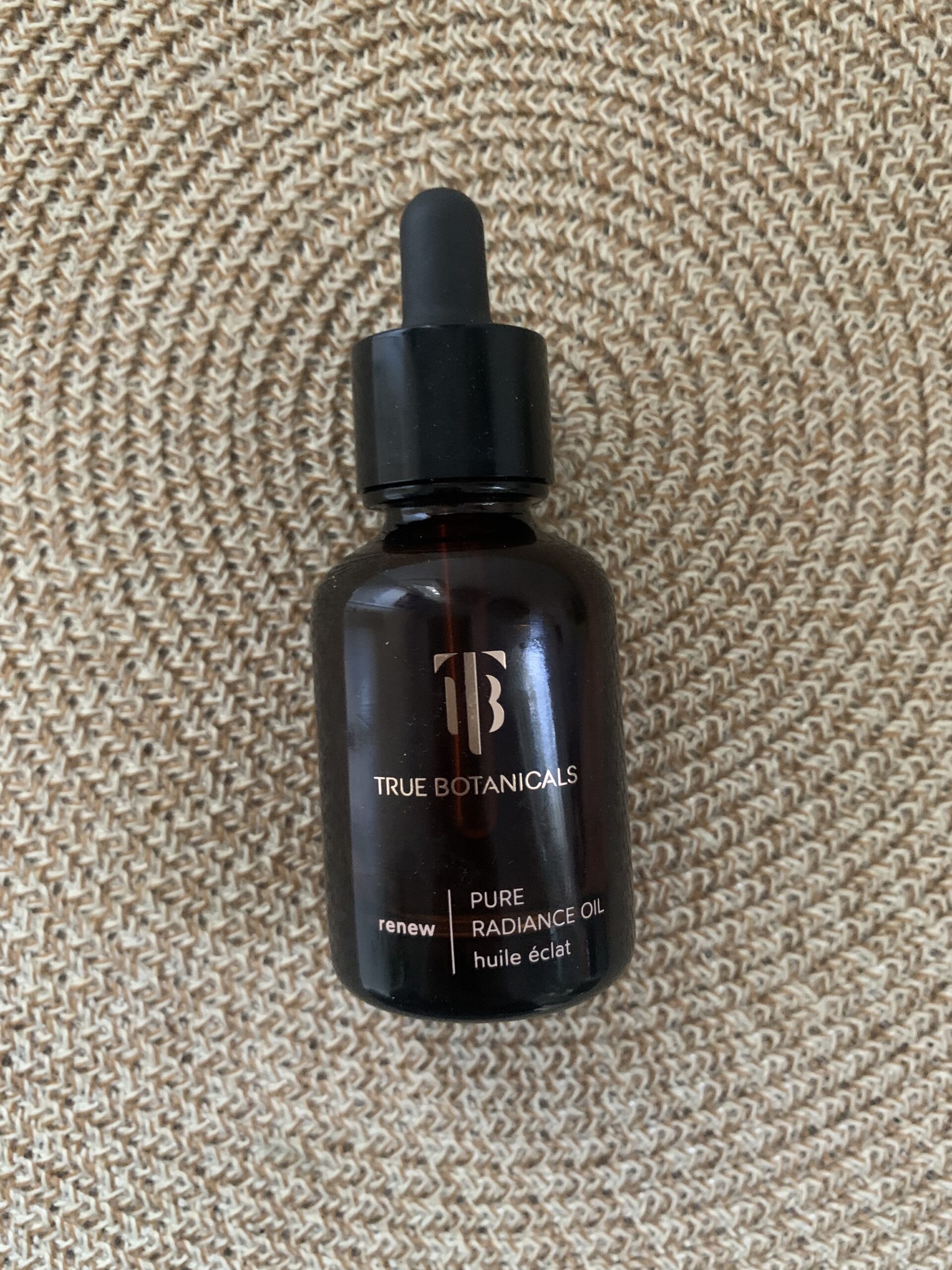 True botanicals radiance oil