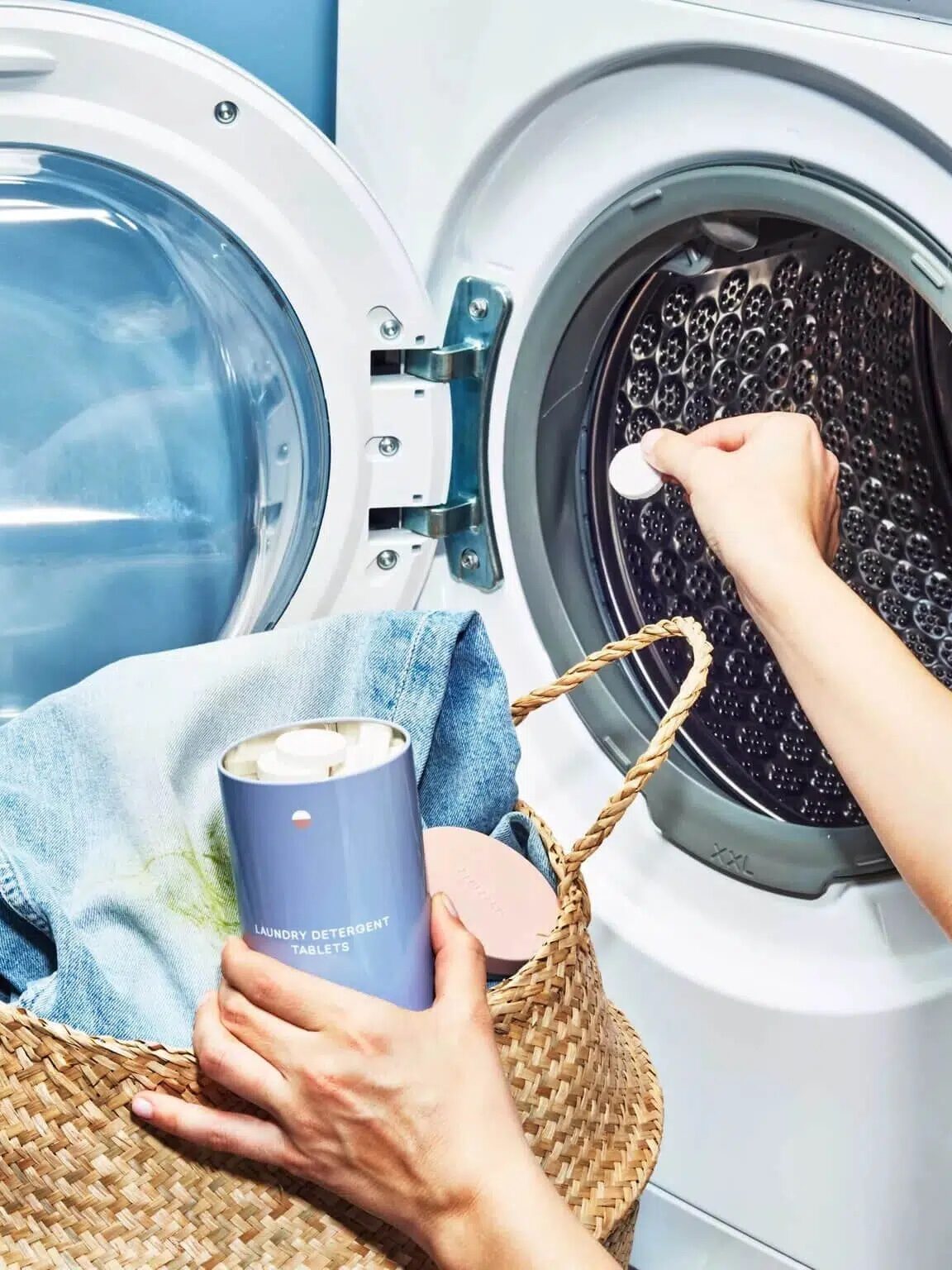 Nontoxic laundry detergent Blueland