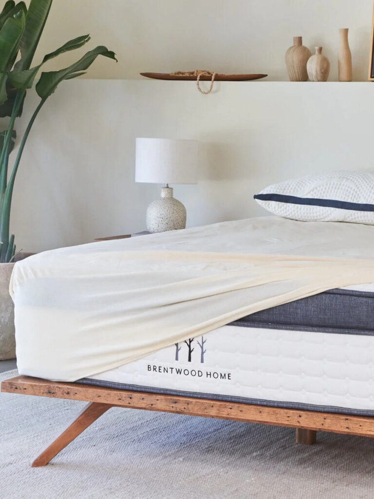 7 Best Organic Cotton Mattress Protectors In 2023 The Good Trade