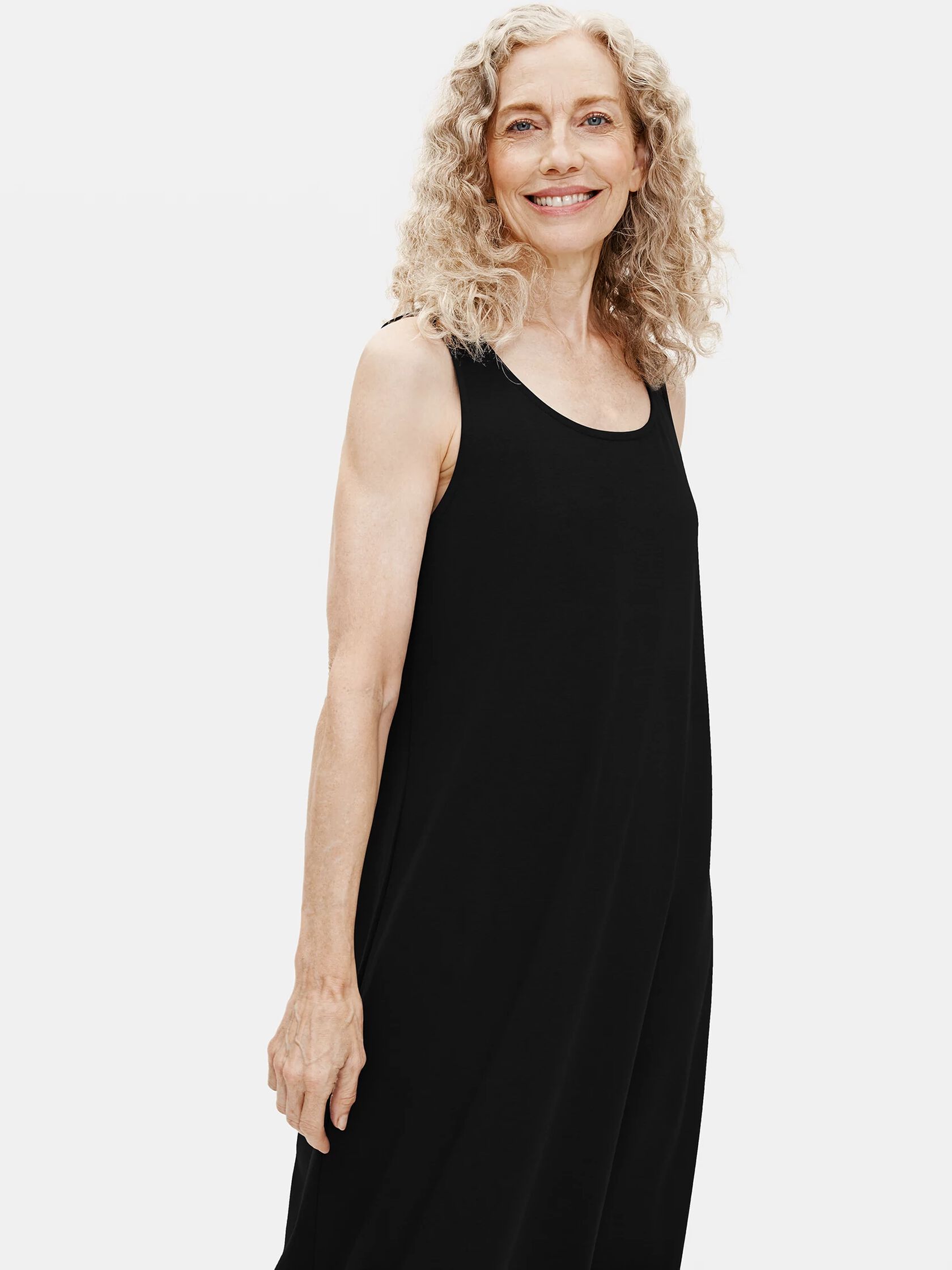 A model in Eileen Fisher sustainable fashion