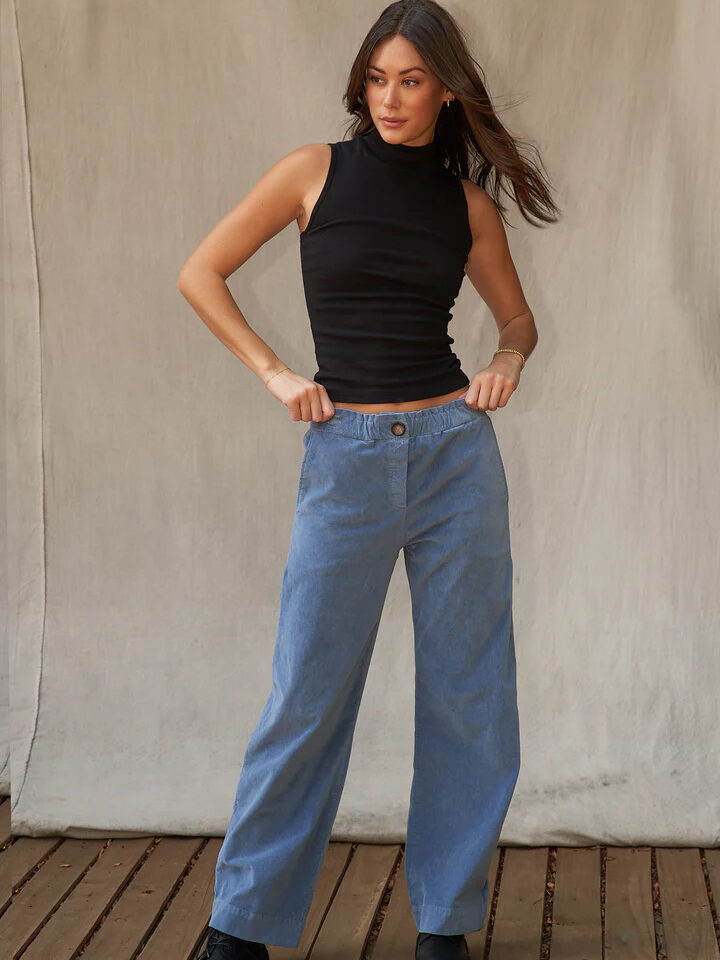 la relaxed baggy pants