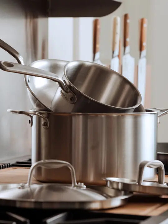 5 Non-Toxic Cookware Brands — Old World New