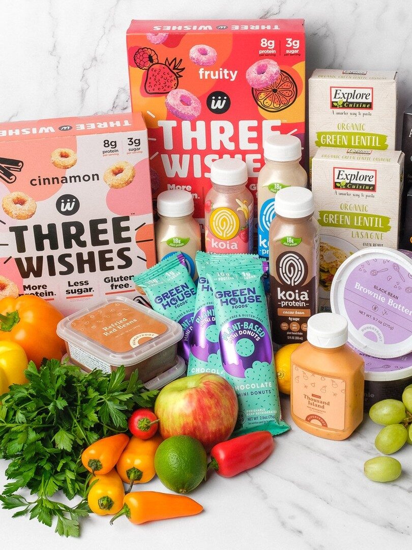 A variety of produce, drinks and snacks found in a Hungryroot box. 