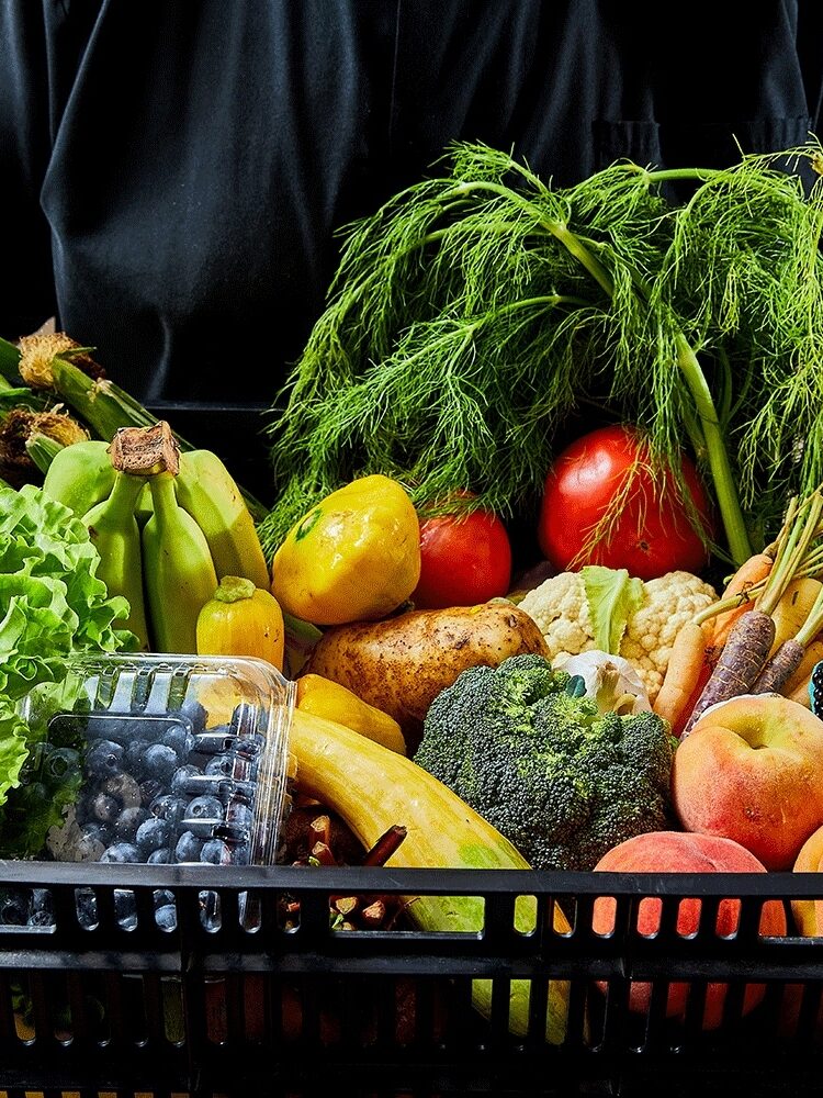 A variety of organic produce found in South Mountain Creamery's delivery box. 