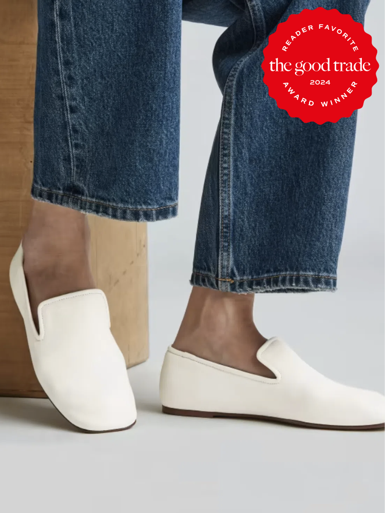 A model wearing Everlane sustainable loafers. The TGT 2024 Award Winner Badge is on the right corner of the image.