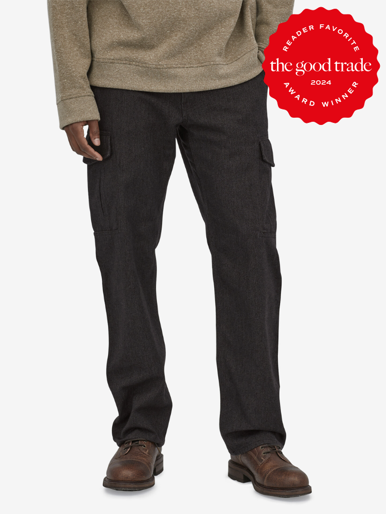 A model wearing black cargo pants from Patagonia. The TGT 2024 Award Winner Badge is on the right corner of the image.