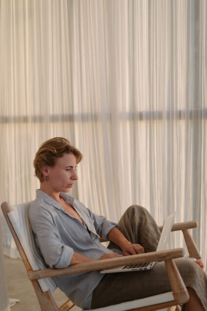 Stocksy_txpc736ed636Dw300_Small_3863911