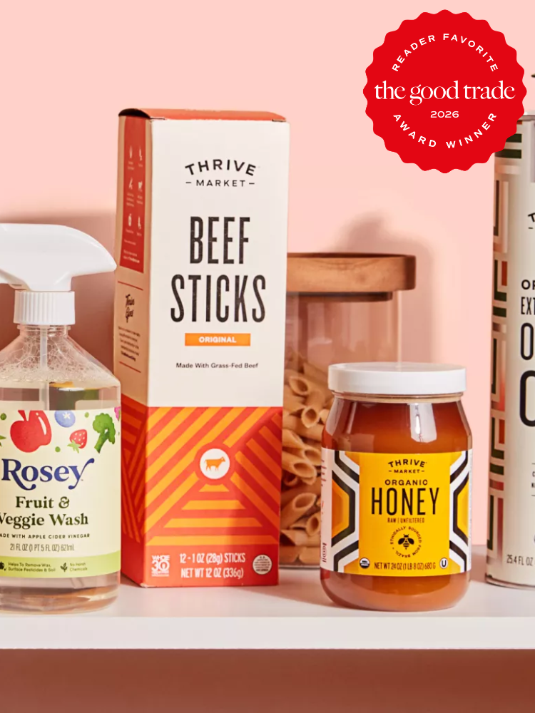 A spray bottle, beef sticks box, and honey jar are displayed on a shelf with pasta jars in the background—perfect picks for online shopping. A red award badge is in the top right corner.